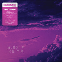 Cargar imagen en el visor de la galería, Tate McRae - Hung Up On You - 7" - Neon Violet Vinyl  [Record Store Day 2026]
